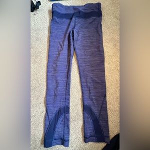 purple lululemon cropped leggings